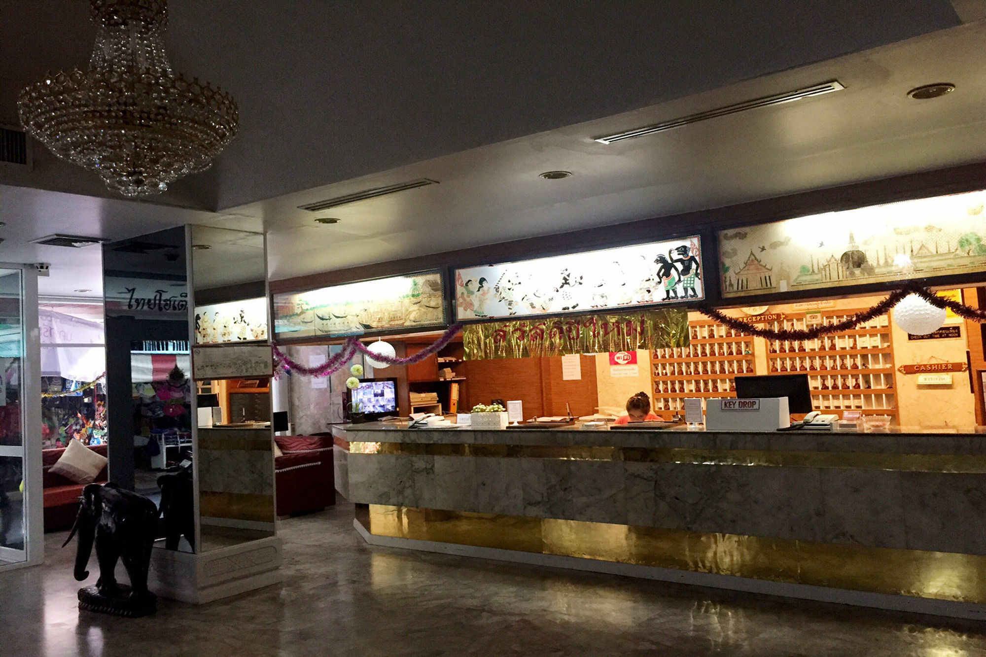 Thaihotel Nakorn Si Thammarat Nakhon Si Thammarat Bagian luar foto