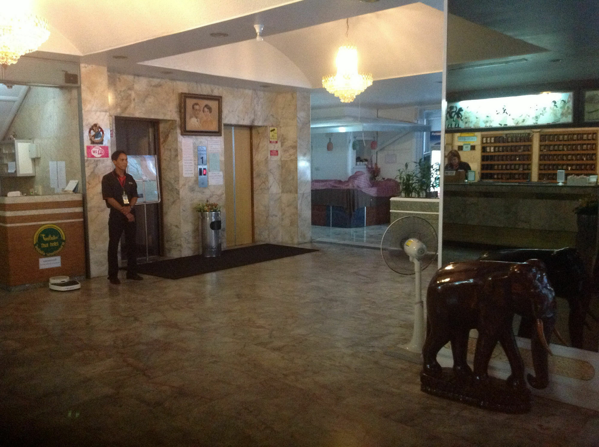 Thaihotel Nakorn Si Thammarat Nakhon Si Thammarat Bagian luar foto