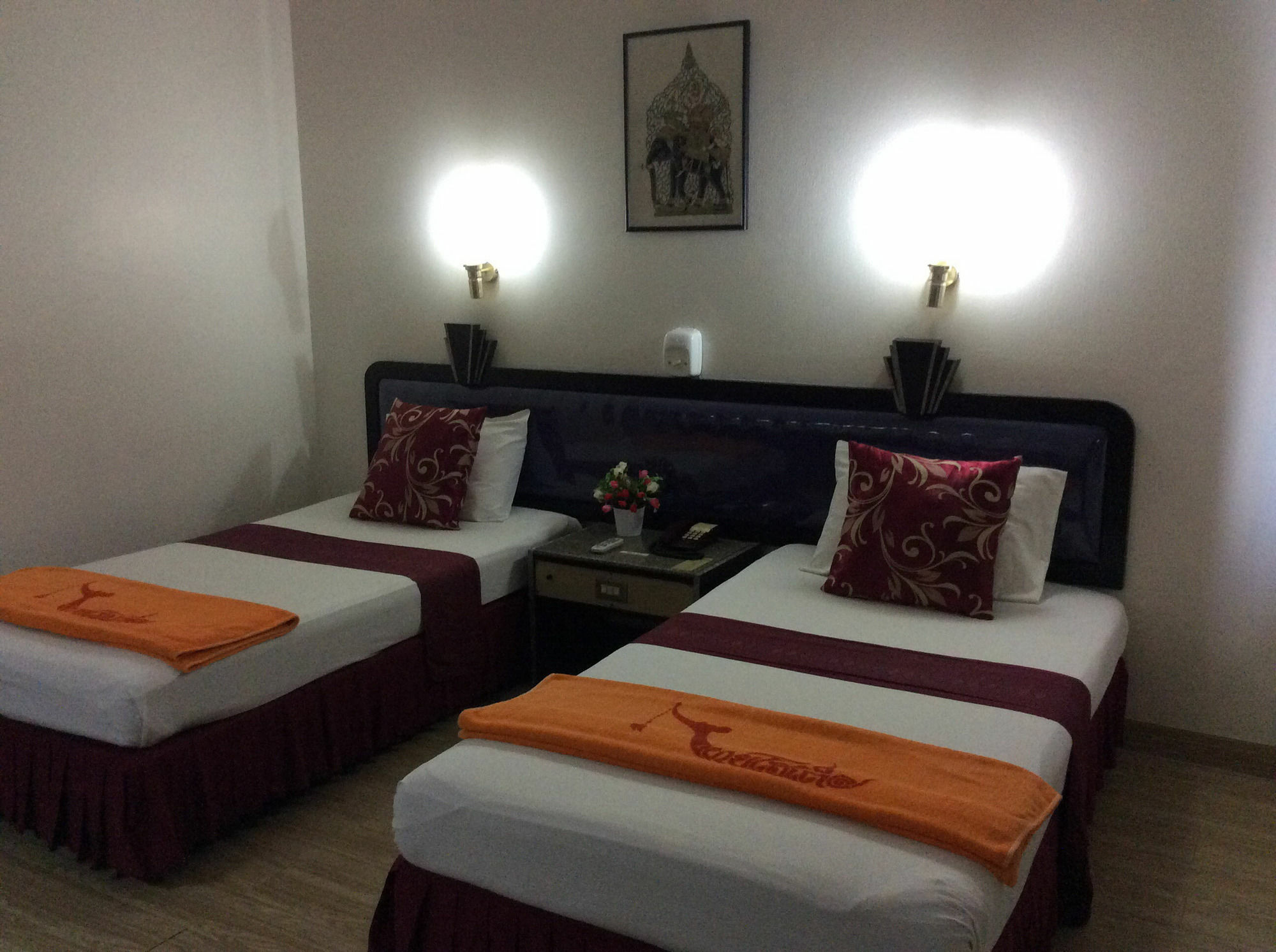 Thaihotel Nakorn Si Thammarat Nakhon Si Thammarat Bagian luar foto